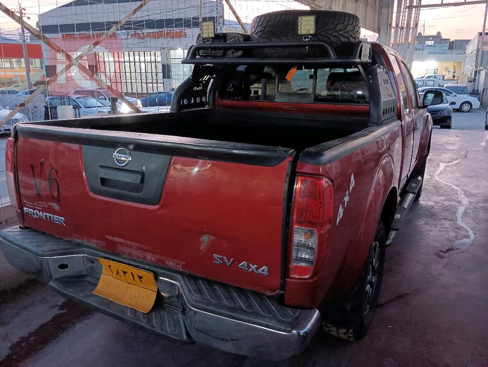 نيسان فرونتر